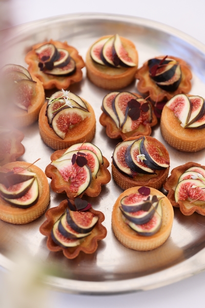 desserts sur un buffet